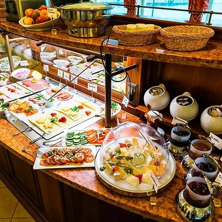 Strandhotel Ostfriesenhof מלון 3*