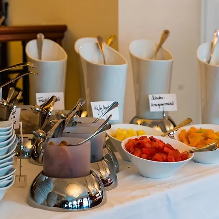 Strandhotel Ostfriesenhof מלון