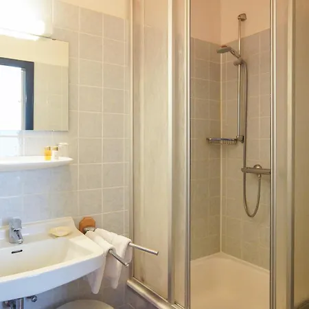 Strandhotel Ostfriesenhof בורקום